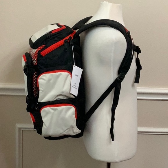 Jansport UNHINGED Black/White Sands - Picture 6 of 16